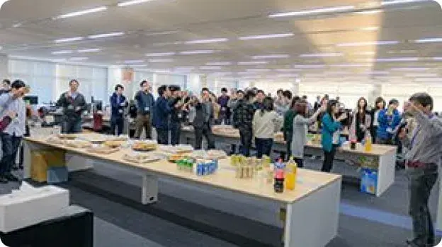 納会